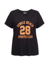 ZoDINA - T-shirt med Sporty Print