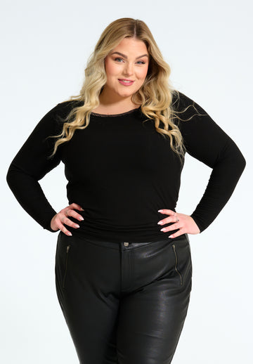 OX61718 - Tætsiddende Bluse