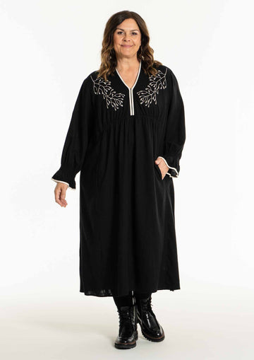GOAnna-Lis Dress