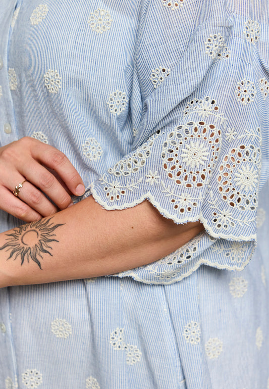 GoLucia - Kjole Broderie Anglaise