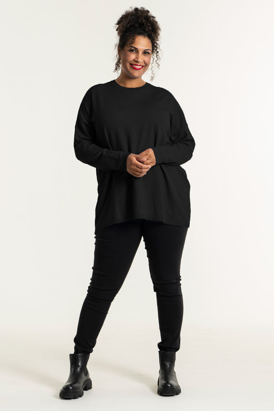 SgHelsinki - Oversize Strikbluse