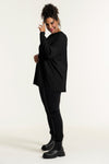 SgHelsinki - Oversize Strikbluse