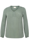 Bluse i crepe-viscose fra Kaffe Curve-Pluspige