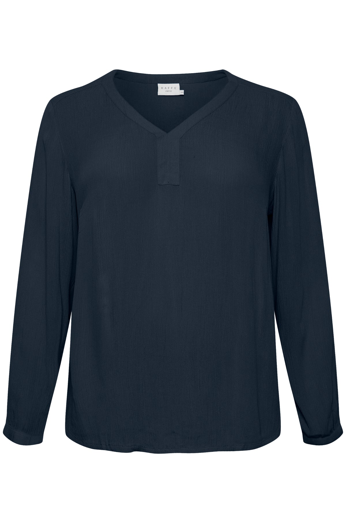 Bluse i crepe-viscose fra Kaffe Curve-Pluspige