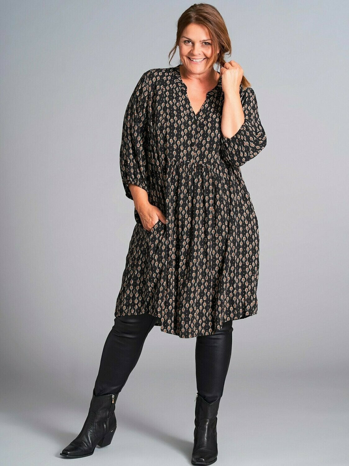 Coated legging i skind-look fra Sandgaard-Pluspige