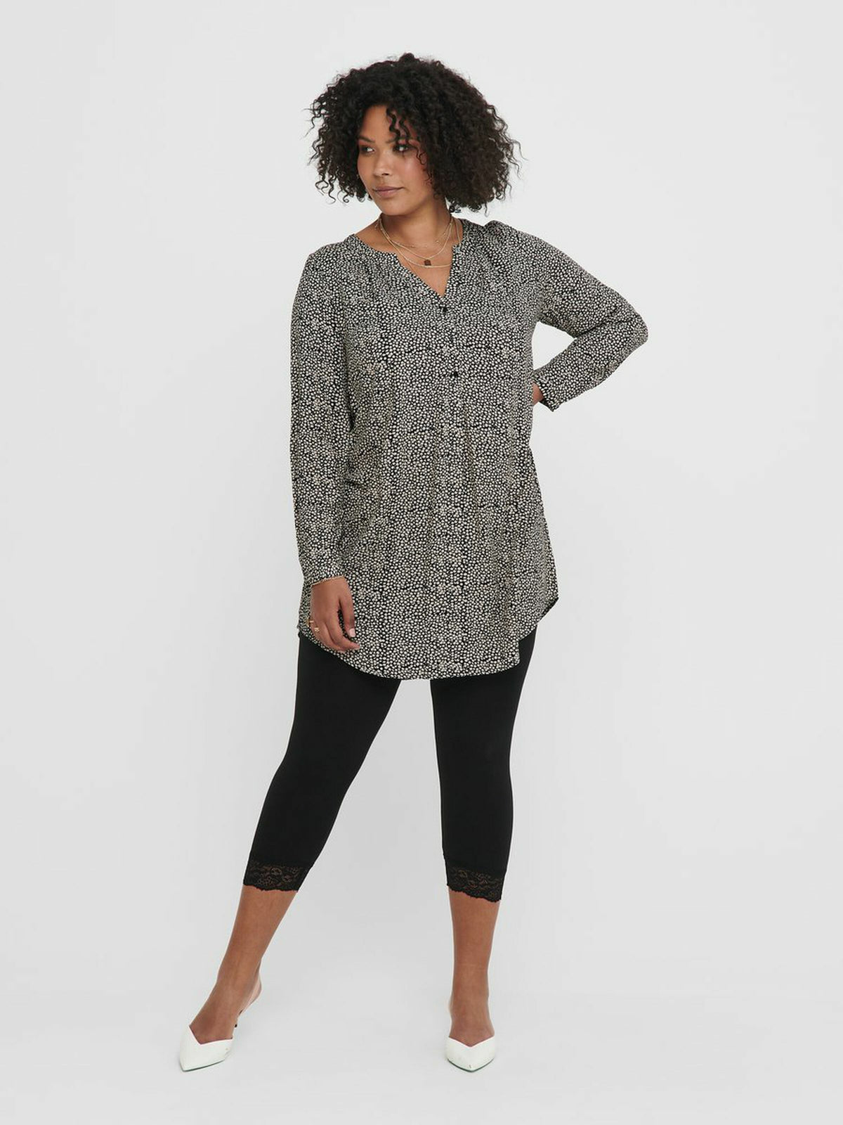 Skønne basis-leggings med blondekant fra Carmakoma-Pluspige