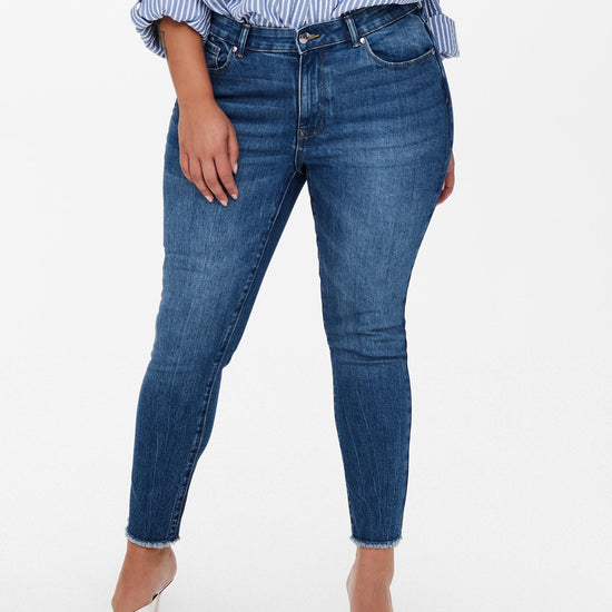 Skinny jeans med rå detaljer fra Carmakoma-Pluspige