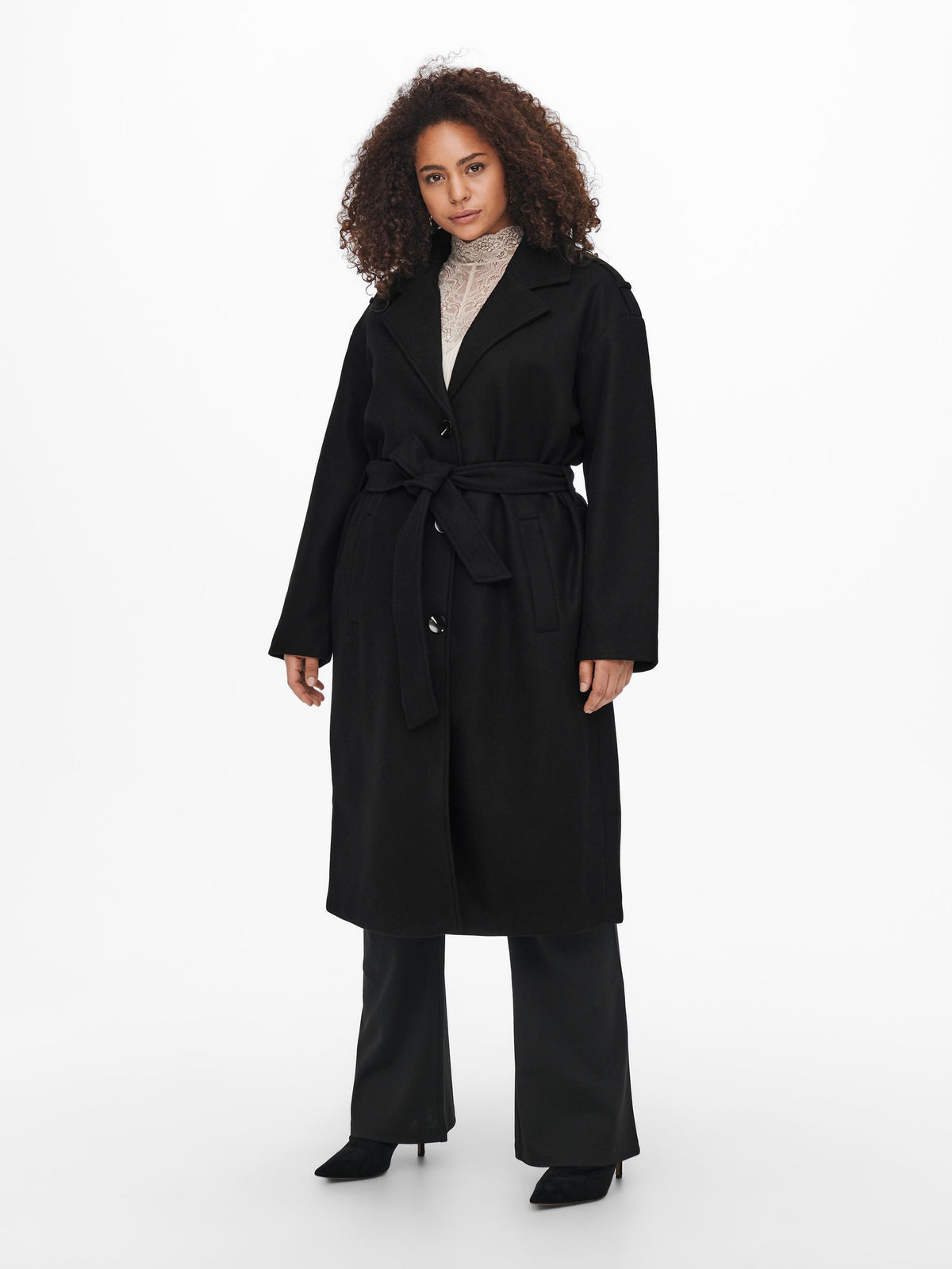 Lang trenchcoat fra Carmakoma-Pluspige