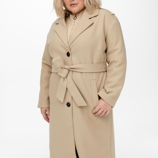 Lang trenchcoat fra Carmakoma-Pluspige