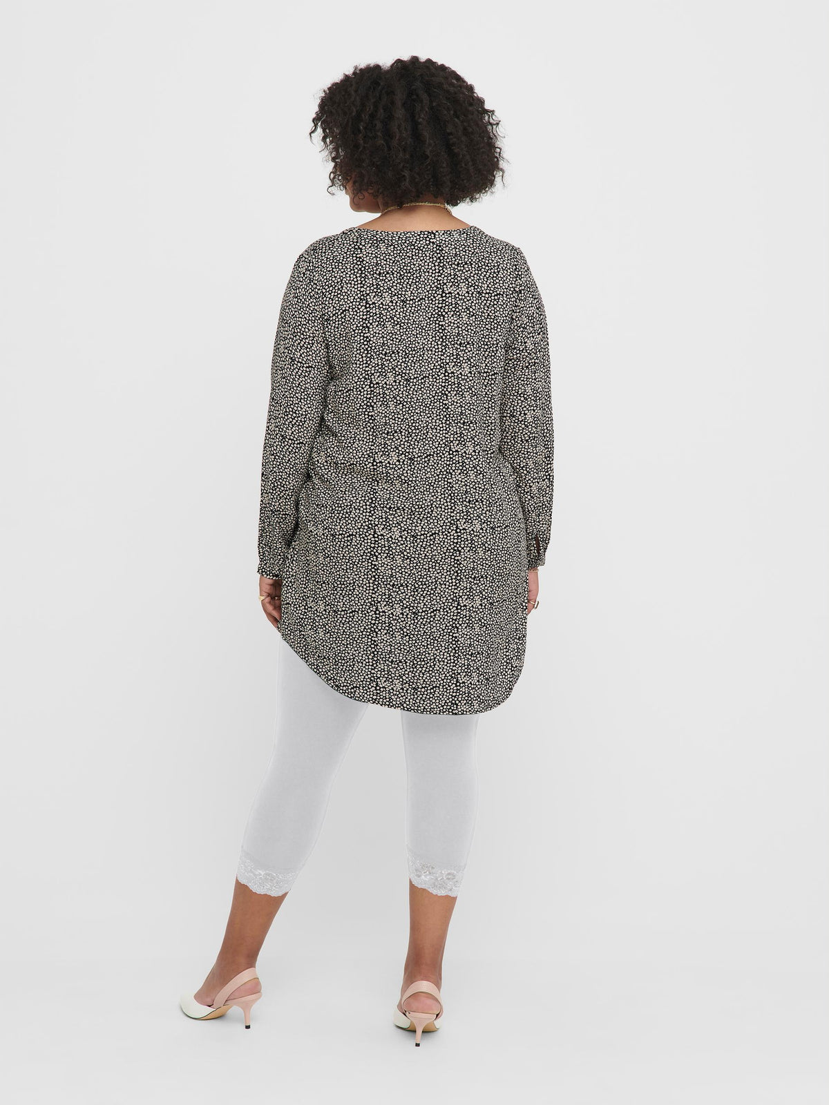 Skønne basis-leggings med blondekant fra Carmakoma-Pluspige
